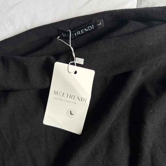 Asymmetric Black Long-Sleeve Women's Blouse - Picture 2 of 3